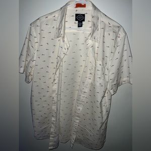 St. John’s Bay Men’s Button Down Casual Shirt With Fish Design.